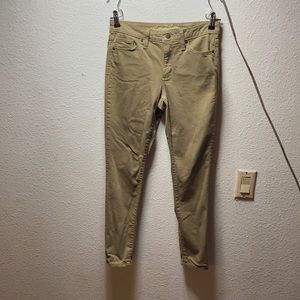 Universal Thread| Women’s 4 Tan Denim Jeans